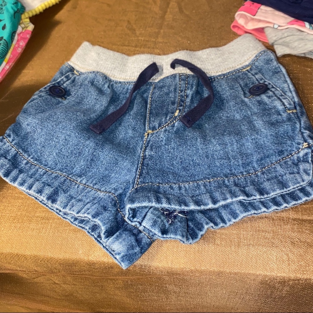 Size 9 mos Carter’s denim shorts